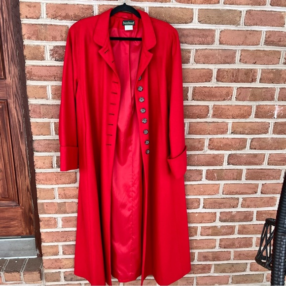 Harve Benard ladies long red dress coat. Size 16 - Picture 2 of 15